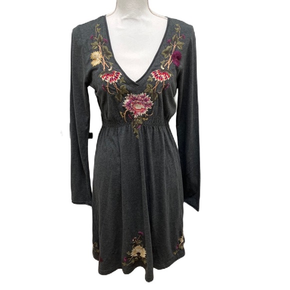 Jw Los Angeles Dresses & Skirts - JW Los Angeles Gray Floral Embroidered Long Sleeve Boho Dress - Medium